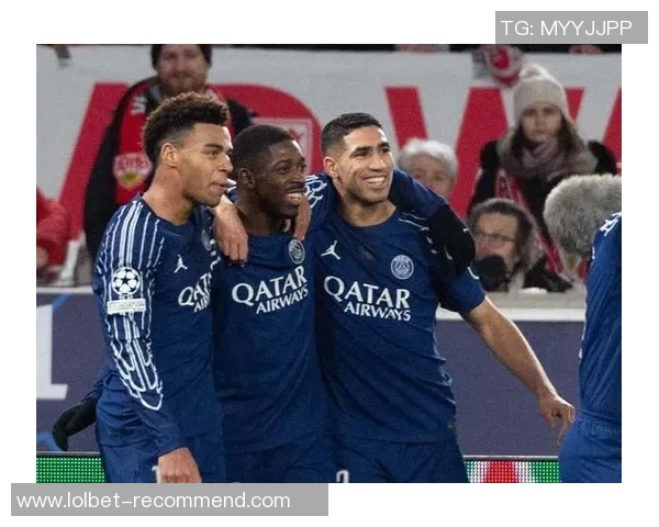 西甲激战巴黎圣日耳曼与热刺战平逆转瞬间引发全场热烈反响